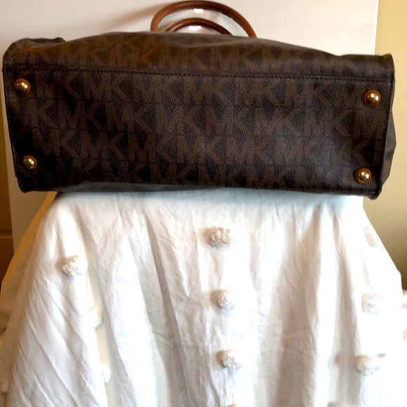 MICHAEL KORS Hamilton Signature brown satchel handbag. - Picture 8 of 16